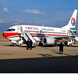 广州航空货运航空快运业稳步发展的原因是什么？